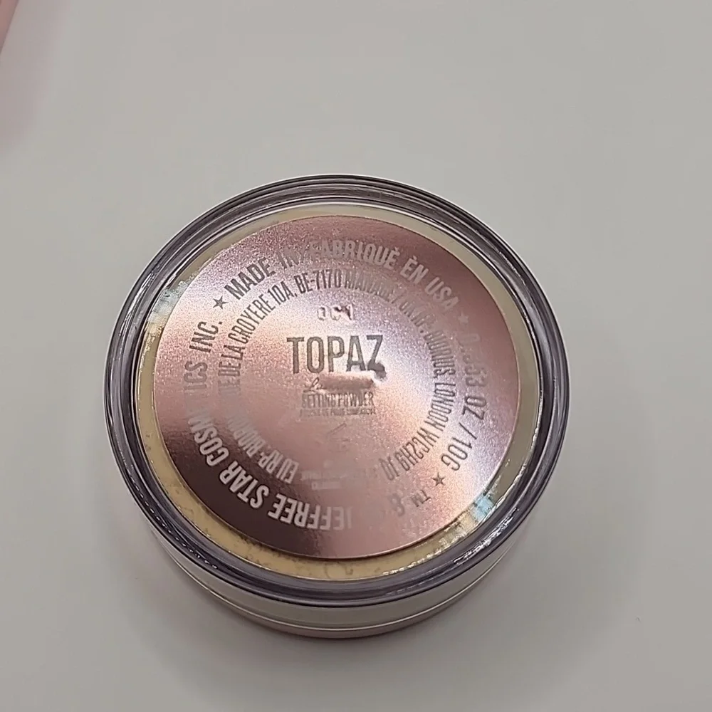 Jeffree Star Magic Star Luminous Setting Powder in Topaz, NEW. Full Size, 10G.